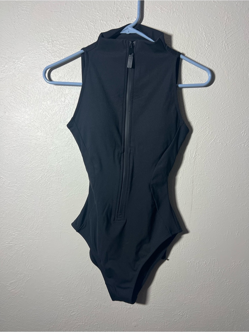 Black TA3 the Sleeveless Surfy One Piece Shapewear Swimsuit size XS